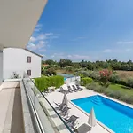 בית נופש Tonka By Interhome Nova Vas (Porec)