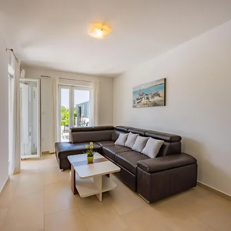 Tonka By Interhome Ferienhaus *