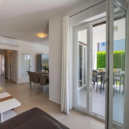 Tonka By Interhome * Nova Vas (Porec)