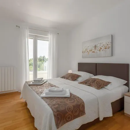 Tonka By Interhome * Nova Vas (Porec)