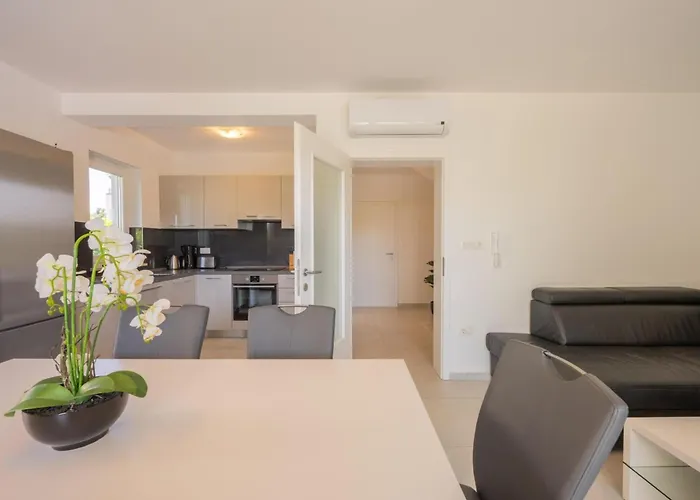 Tonka By Interhome * Nova Vas (Porec)