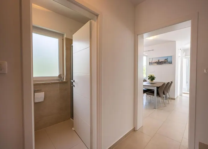 Tonka By Interhome *